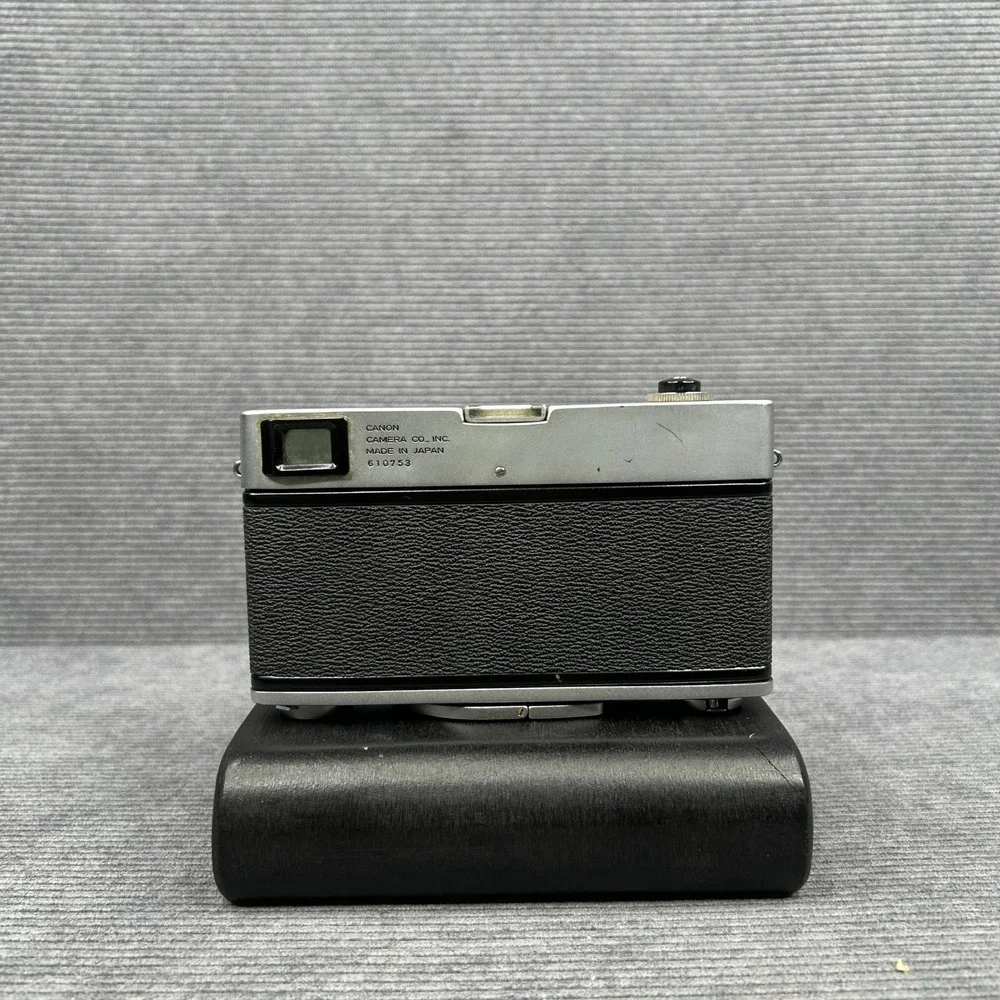 Vintage Canon Canonet 35mm Rangefinder Film Camera w/ Leather Case Japan Untest